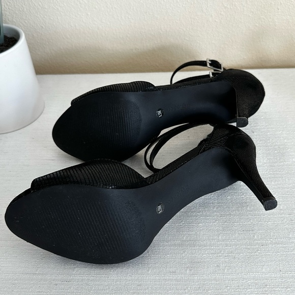 New Style&Co. Black Reptile Texture Ankle Strap Gigh Heel Sandals Women’s 8.5M - Picture 10 of 10